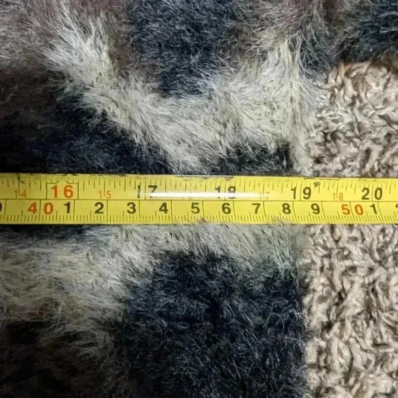 Anthropologie cloth & stone fuzzy camo sweater xs super soft and cozy - Picture 8 of 10